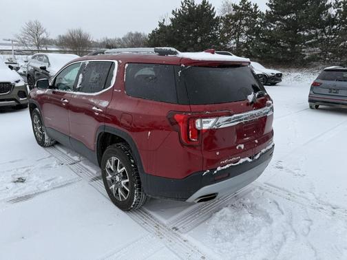 2022 GMC Acadia AWD SLE