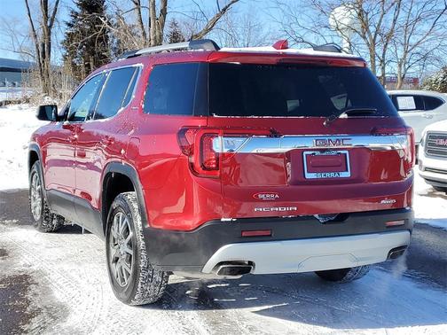 2022 GMC Acadia AWD SLE