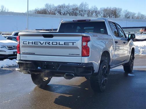 2022 Chevrolet Silverado 1500 Custom Trail Boss