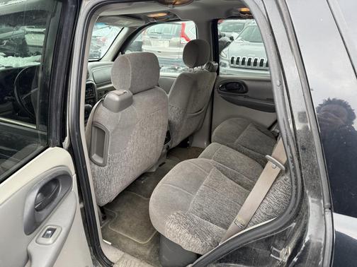 2003 Chevrolet Trailblazer LS