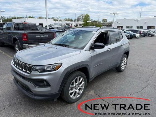 Billet Silver Metallic Clearcoat 2023 Jeep Compass Latitude Lux