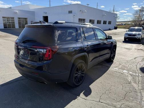 2022 GMC Acadia AWD SLE