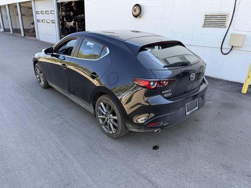 2025 Mazda Mazda3 FWD w/Preferred Package