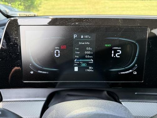 2025 Kia Sportage Hybrid LX