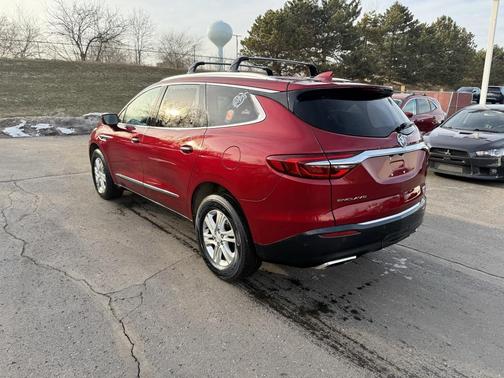 2020 Buick Enclave Essence