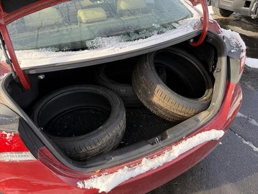 2012 Hyundai ELANTRA Limited