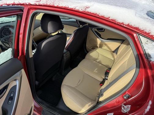 2012 Hyundai ELANTRA Limited