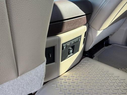 2018 RAM 2500 Laramie Crew Cab 4x4 6'4' Box