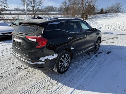 2022 GMC Terrain Denali