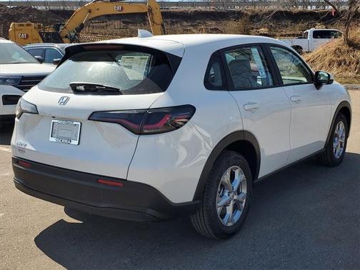 2025 Honda HR-V LX
