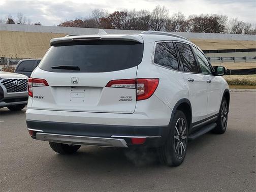 2022 Honda Pilot AWD Elite