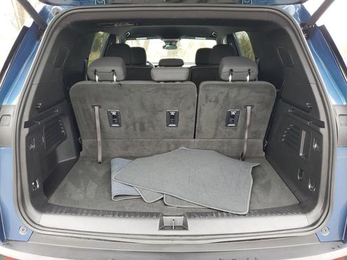 Lakeshore Blue Metallic 2024 Chevrolet Traverse LS