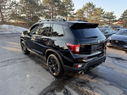 2025 Honda Passport AWD Black