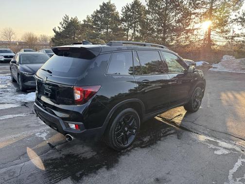 2025 Honda Passport AWD Black