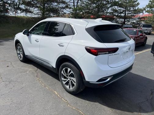 2022 Buick Envision FWD Essence