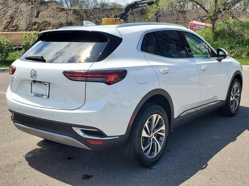 2022 Buick Envision FWD Essence