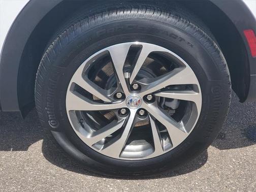 2022 Buick Envision FWD Essence