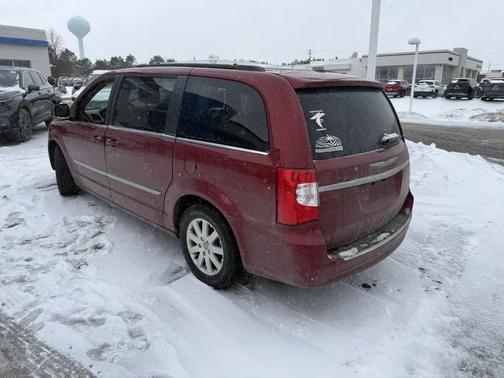 2013 Chrysler Town & Country Touring