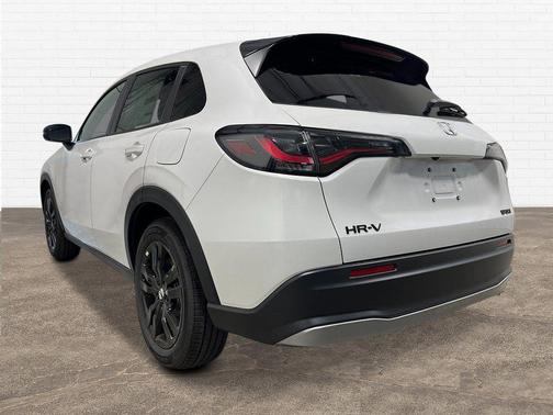 Platinum White Pearl 2026 Honda HR-V AWD Sport