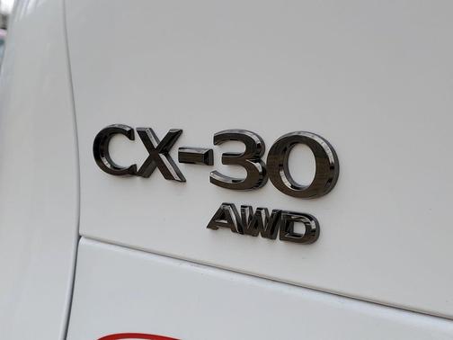 Snowflake White Pearl Mica 2026 Mazda CX-30 2.5 S