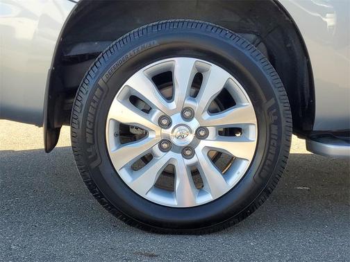 2020 Toyota Sequoia Platinum