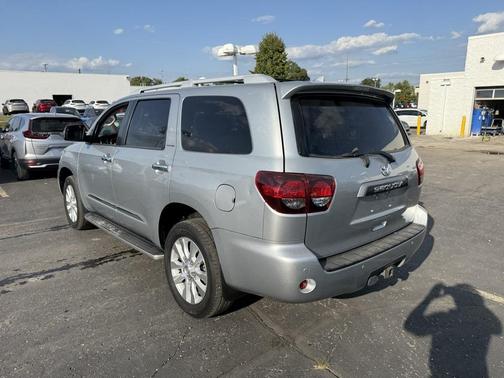 2020 Toyota Sequoia Platinum