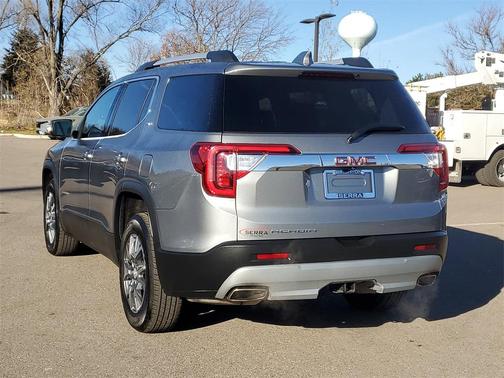 2023 GMC Acadia FWD SLT