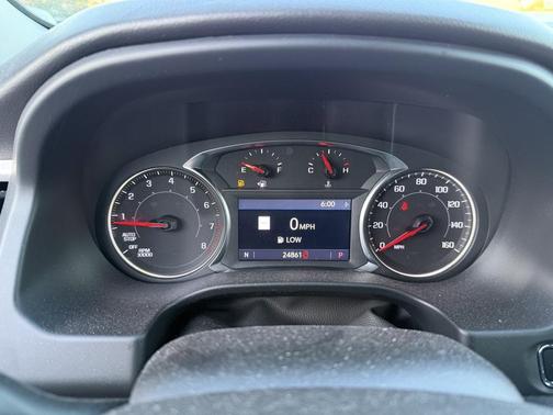 2023 GMC Acadia FWD SLT