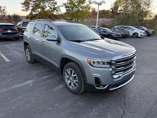 2023 GMC Acadia FWD SLT