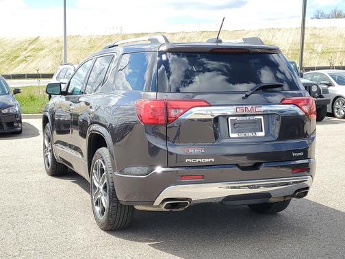 Iridium Metallic 2017 GMC Acadia Denali