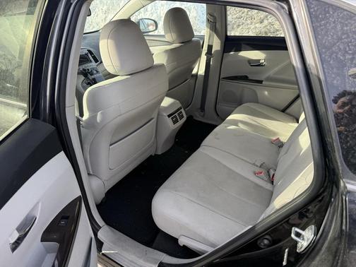 2010 Toyota Venza Base