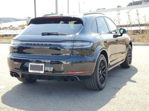 Black 2021 Porsche Macan Macan GTS