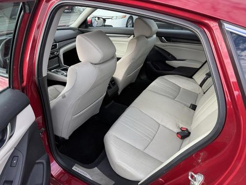 2018 Honda Accord Touring 2.0T