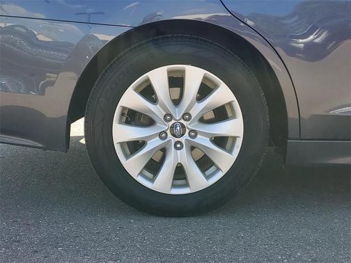 2017 Subaru Legacy Premium