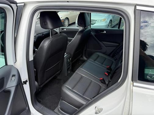 2013 Volkswagen Tiguan SE