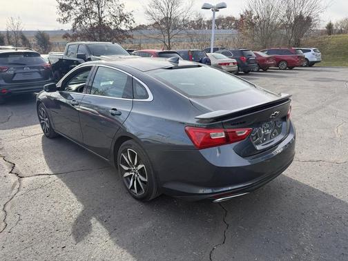 2021 Chevrolet Malibu FWD RS