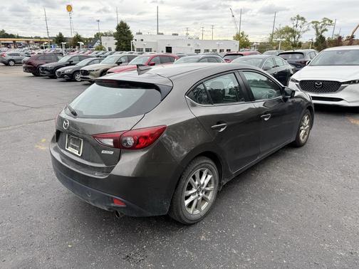 2016 Mazda Mazda3 i Grand Touring