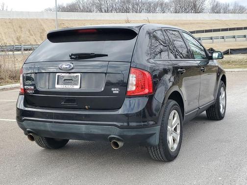 Tuxedo Black Metallic 2013 Ford Edge SEL