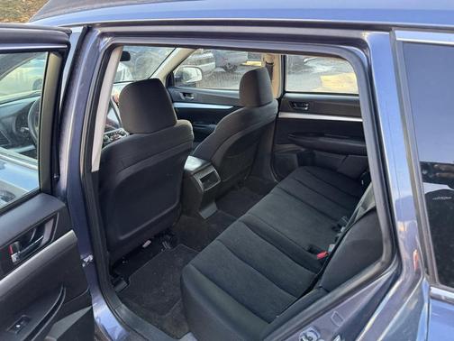 2014 Subaru Outback 2.5i