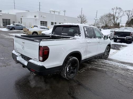 2023 Honda Ridgeline Black