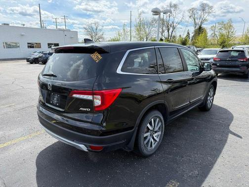 Crystal Black Pearl 2021 Honda Pilot AWD EX-L