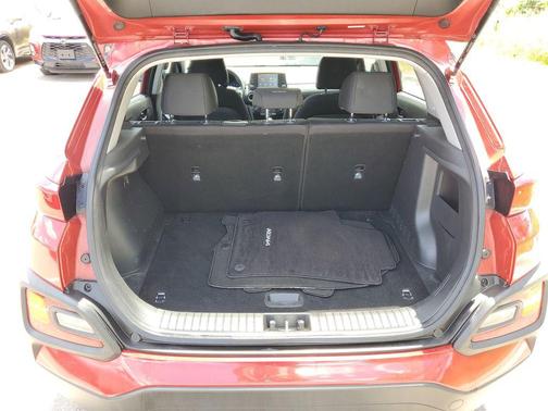 Pulse Red 2018 Hyundai KONA SE