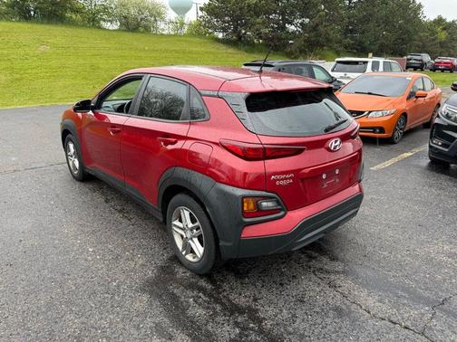 Pulse Red 2018 Hyundai KONA SE