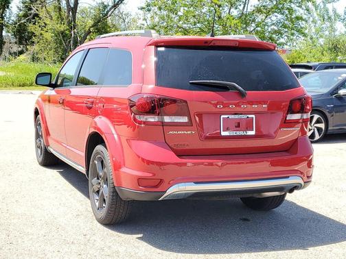 Redline 2 Coat Pearl 2020 Dodge Journey Crossroad