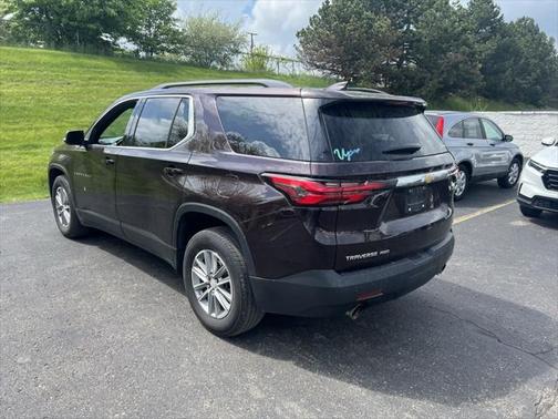 2022 Chevrolet Traverse LT Cloth