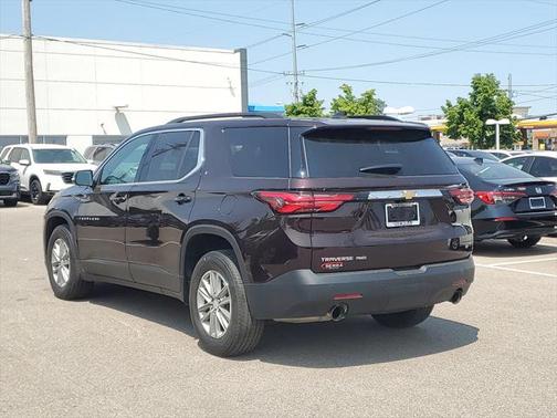2022 Chevrolet Traverse LT Cloth