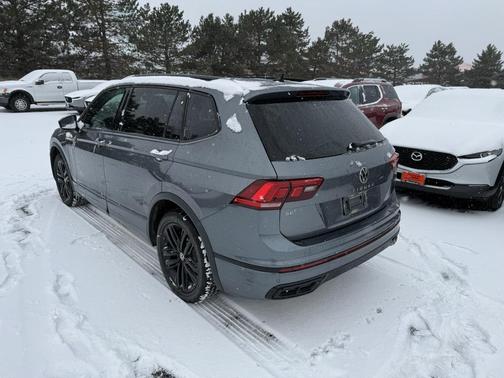 2022 Volkswagen Tiguan 2.0T SE R-Line Black 4MOTION