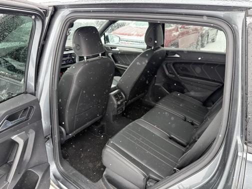 2022 Volkswagen Tiguan 2.0T SE R-Line Black 4MOTION