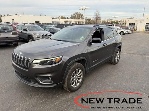 2022 Jeep Cherokee Latitude Lux