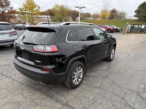 2021 Jeep Cherokee Latitude Lux